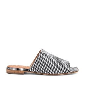 Archive shoes sandals